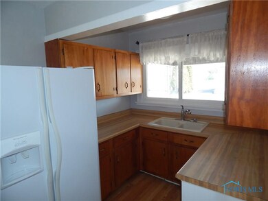 5311 303rd St, Toledo, OH 43611 - photo 4