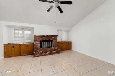 3313 Scottsbluff St, Bakersfield, CA 93312 - photo 5