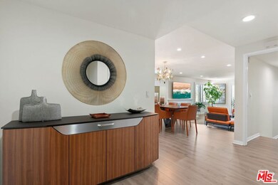 17130 Burbank Blvd unit 201, Encino, CA 91316 - photo 2