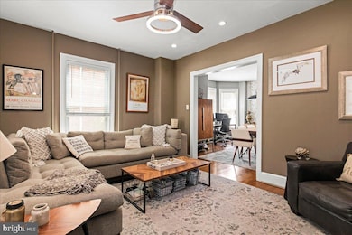 84 S Clinton St, Doylestown, PA 18901 - photo 5