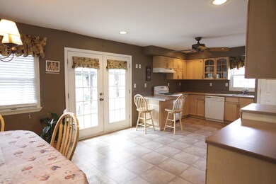 638 Hopping Rd, Belford, NJ 07718 - photo 6