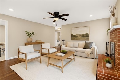 8230 W 92nd St, Overland Park, KS 66212 - photo 4