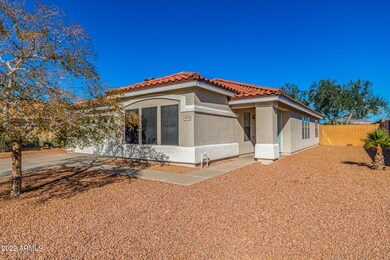 Large side yards
