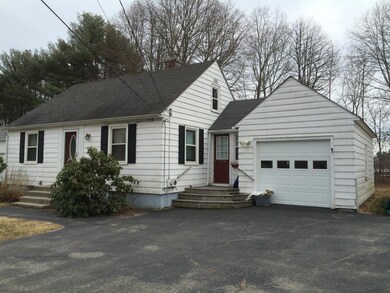 272 Colonial Dr, Portsmouth, NH 03801 - photo 2
