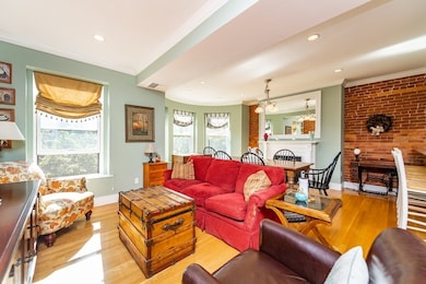 193 Saint Botolph St unit 4, Boston, MA 02115 - photo 4