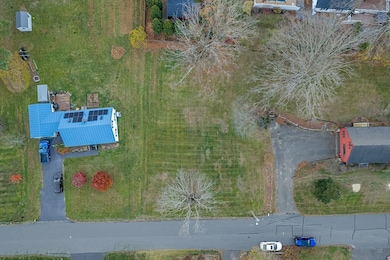 6 Pickett Ln, Greenfield, MA 01301 - photo 2