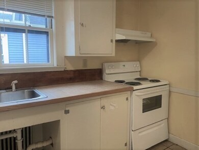 37 Pratt St unit 2, Allston, MA 02134 - photo 3