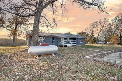 236 Gallinipper Rd, Hardin, IL 62047 - photo 4