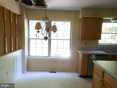 20835 Amber Hill Ct, Germantown, MD 20874 - photo 4