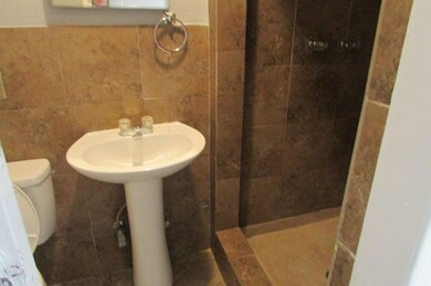 2817 Nashville Ave unit B, El Paso, TX 79930 - photo 5