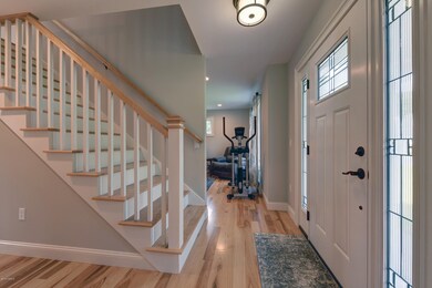 Foyer & Stairway