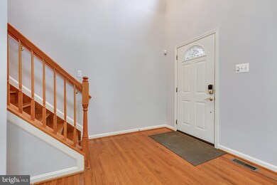 5301 Lynn Ln, Ellicott City, MD 21043 - photo 6