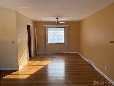 824 Lovetta Dr, Dayton, OH 45429 - photo 3