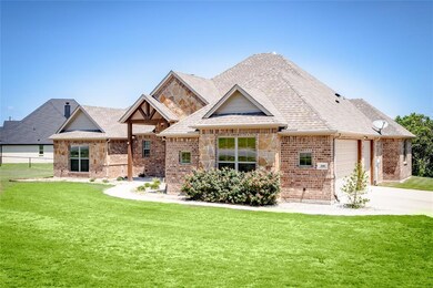 200 Scenic Wood Dr, Azle, TX 76020 - photo 6