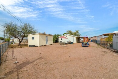 HUGE YARD