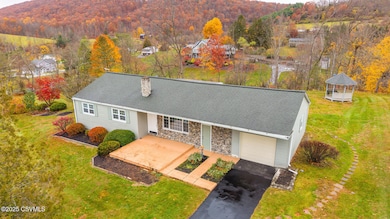 27 Upper Woodcrest Rd, Berwick, PA 18603 - photo 2