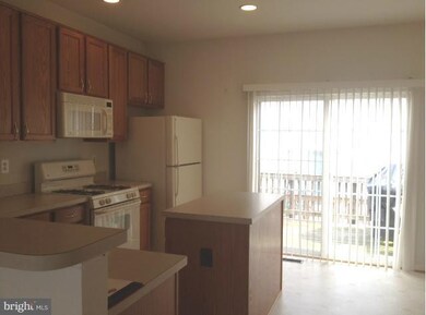 43738 Calistoga Square unit 28, Ashburn, VA 20147 - photo 2