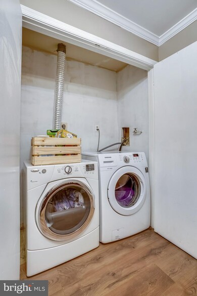 14315 Oxford Dr, Laurel, MD 20707 - photo 5