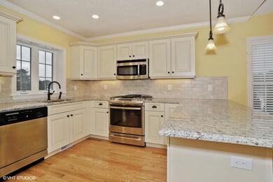 07_2SpringbrookCourt_233_5_Kitchen_MLSus