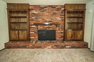 37499 Dancing Streams Rd, Tecumseh, OK 74873 - photo 4