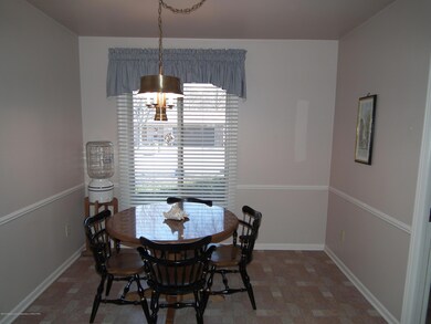 Breakfast nook 1