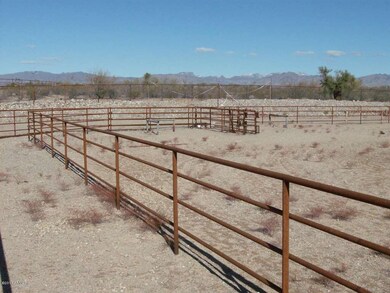 35425 S Quail Run Trail, Wickenburg, AZ 85390 - photo 3
