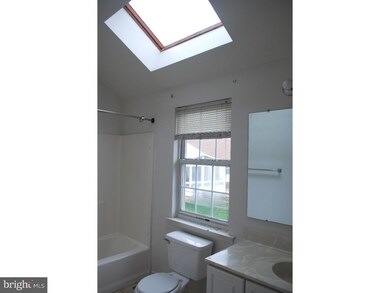 216 E Flagstone Dr, Newark, DE 19702 - photo 7