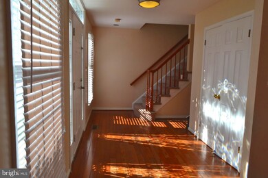 8111 Mike Shapiro Dr, Clinton, MD 20735 - photo 3