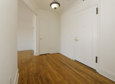 25 W Elm St unit 61, Greenwich, CT 06830 - photo 3