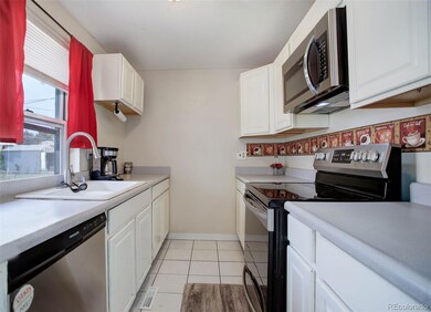 516 Emporia St, Aurora, CO 80010 - photo 6