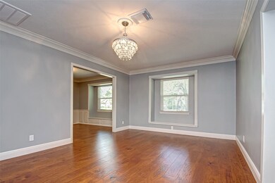 13715 Kingsride Ln, Houston, TX 77079 - photo 5