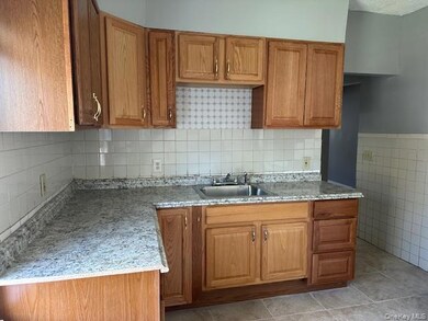 120 South Ave, Poughkeepsie, NY 12601 - photo 4