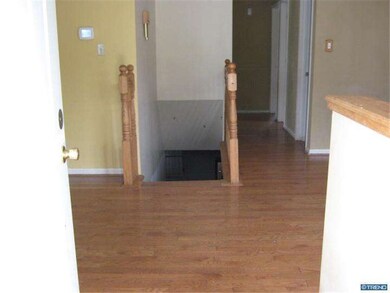 7 Lilac Ct, Newark, DE 19702 - photo 2