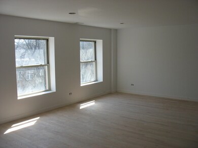 6120 N Washtenaw Ave unit 2, Chicago, IL 60659 - photo 3
