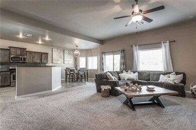 14825 Hunters Grove Ave, El Paso, TX 79938 - photo 5