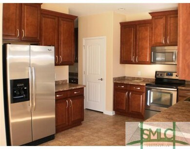 Kitchen. STAINLESS STEEL APPLIANCES!