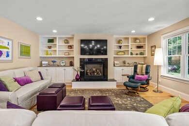 8-web-or-mls-35-angus-way