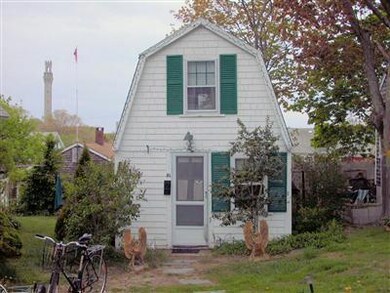 8 Brewster St unit 8, Provincetown, MA 02657 - photo 2