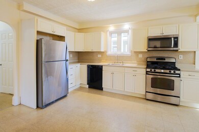 335 Salem St unit 1, Medford, MA 02155 - photo 4