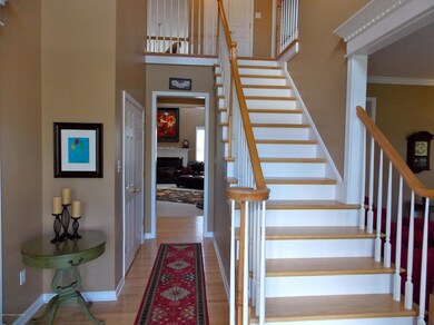 1256 Woodberry Dr, Mountain Top, PA 18707 - photo 2