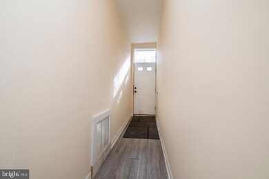 826 W Lombard St unit 200, Baltimore, MD 21201 - photo 4