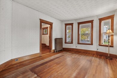 234 Temple St, West Roxbury, MA 02132 - photo 5