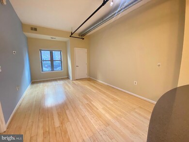 Radius Condos unit 116, Washington, DC 20005 - photo 5