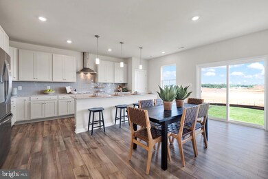 1243 Red Clover Ln unit ASHTON LOT195, Ranson, WV 25438 - photo 2