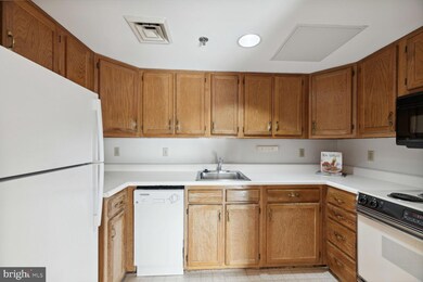900 N Taylor St unit 1629, Arlington, VA 22203 - photo 3