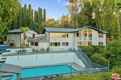 4854 Brewster Dr, Tarzana, CA 91356 - photo 4