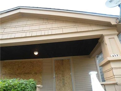 Exterior Front Front porch in excellent condition
