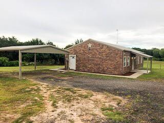 340 Lynch Bend Rd, Springtown, TX 76082 - photo 2