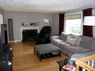 9 Brooks Rd, Sudbury, MA 01776 - photo 4