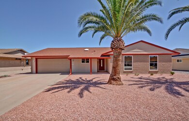 10512 W Caron Dr, Sun City, AZ 85351 - photo 2